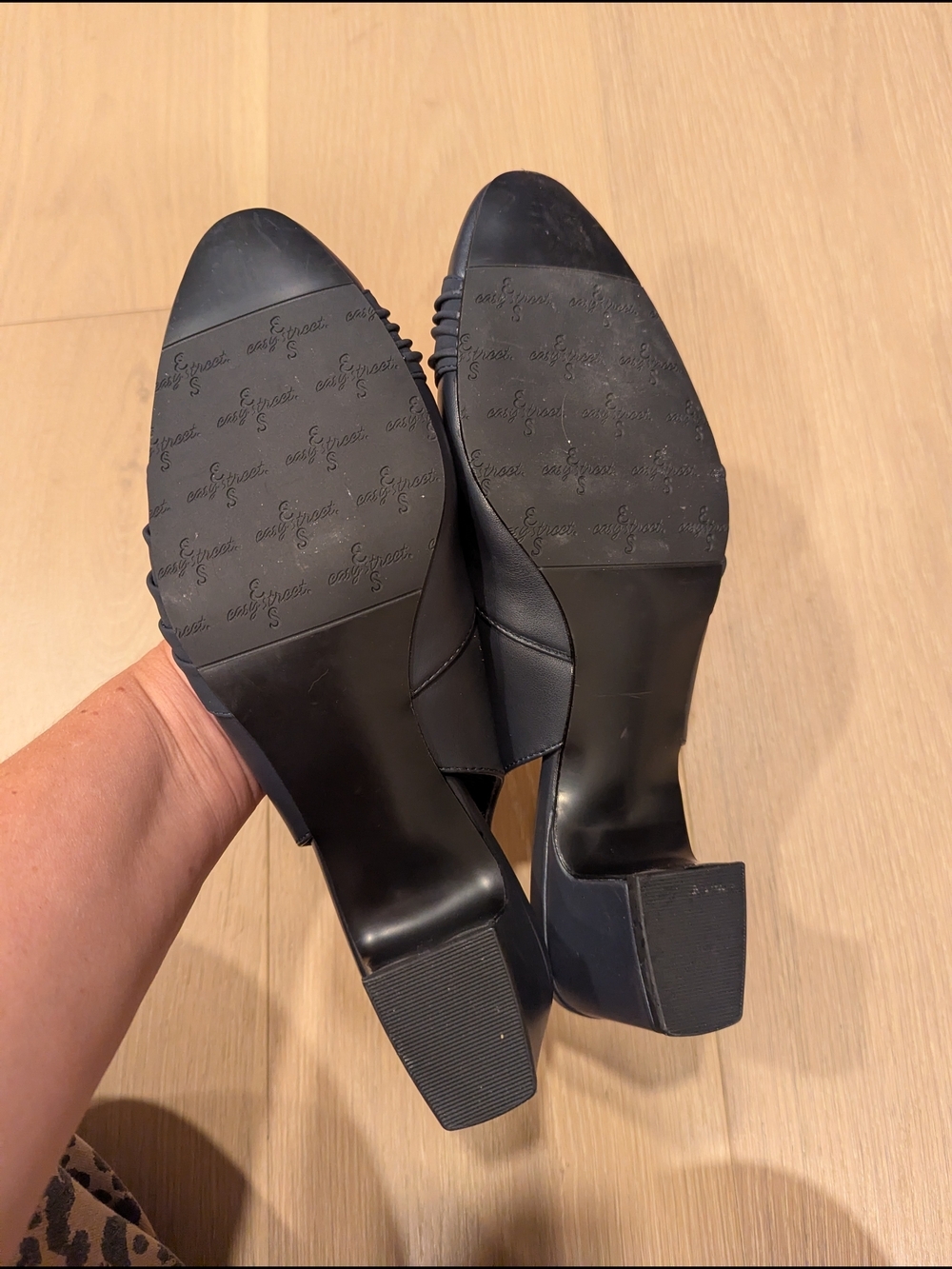 Easy Street Women's Navy Slingback Pumps - Picture 3 of 11